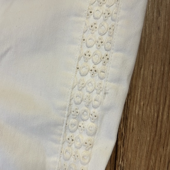 American Eagle White Jeans Size 4 #949 - Picture 4 of 8